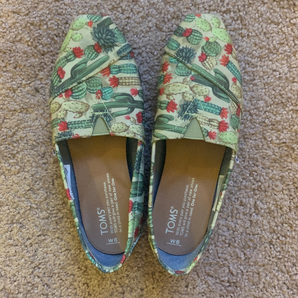 Toms Cactus Slip Ons